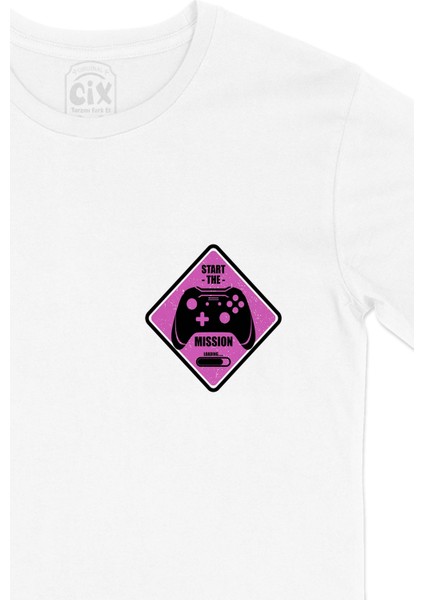 Mor Start The Mission Cep Logo Tasarımlı Beyaz Tişört fiyatları