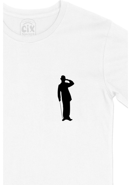 Charlie Chaplin Gölge Cep Logo Tasarımlı Beyaz Tişört