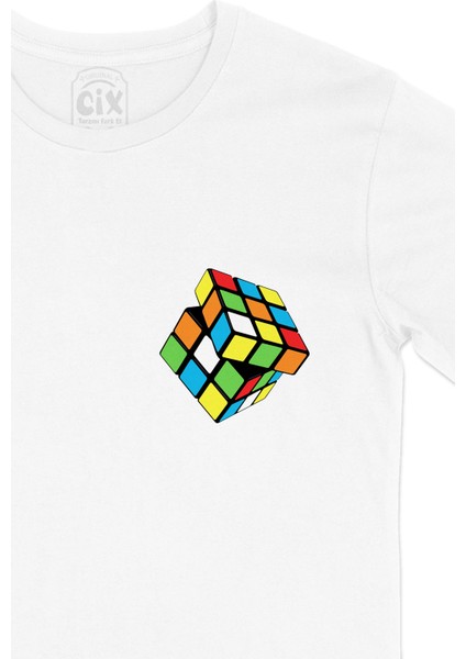 Rubik Küp Tasarımlı Cep Logo Tasarımlı Beyaz Tişört