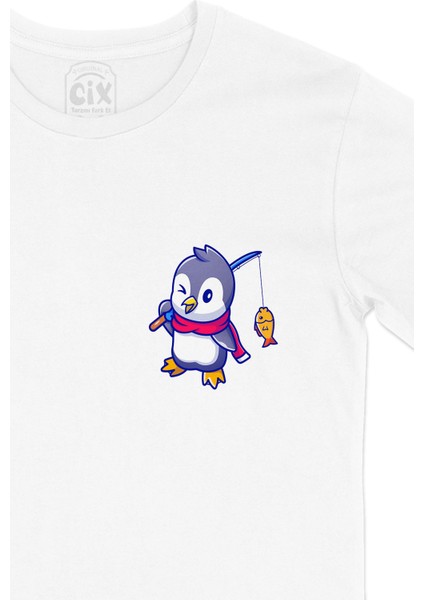 Balıkçı Penguen Cep Logo Tasarımlı Beyaz Tişört fiyatları