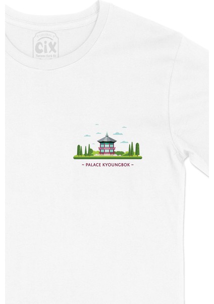 Gyeongbokgung Sarayı Cep Logo Tasarımlı Beyaz Tişört fiyatları