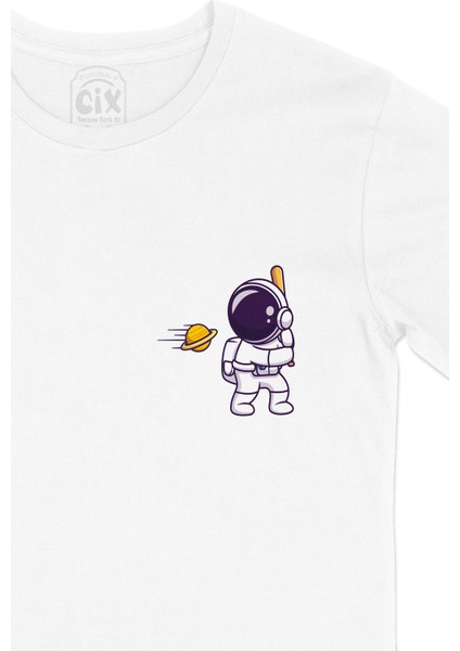Astronot ve Beyzbol Cep Logo Tasarımlı Beyaz Tişört
