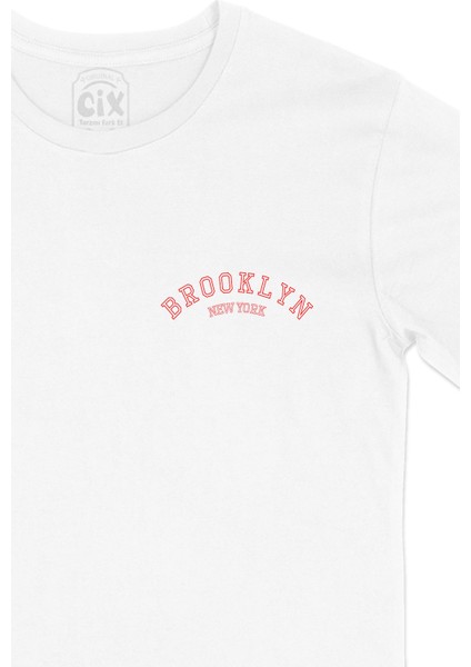 Brooklyn New York Cep Logo Tasarımlı Beyaz Tişört fiyatları