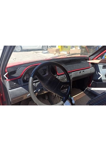 1983-1997 Modellerine Uygun Fiat Uno Torpido Koruma Halısı Siyah Kenar Renk Kırmızı modelleri