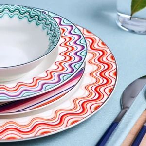 Bailando 24 Parça Çok Renkli Porselen Yemek Takımı 6 Kişilik Desenli Set