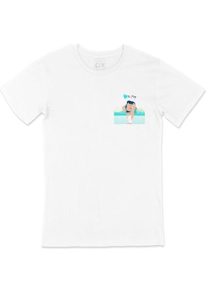 K-Pop Kızı Cep Logo Tasarımlı Beyaz Tişört