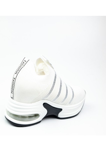 300 - 4 Beyaz Kalın Taban Günlük Kadın Ayakkabı fırsatları