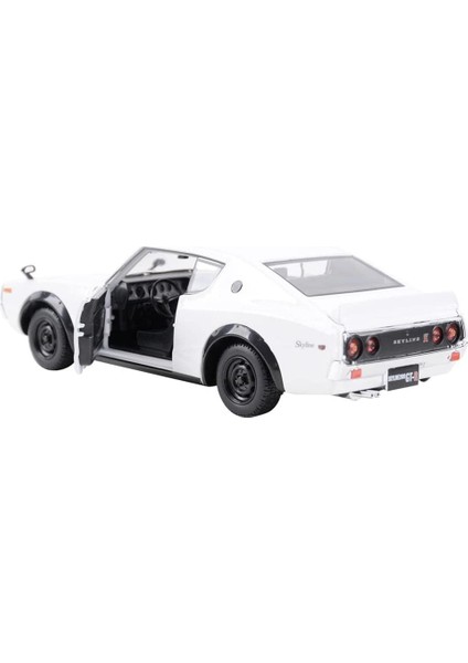 Maisto 1/24 1973 Nissan Skyline 2000GT-R KPGC110