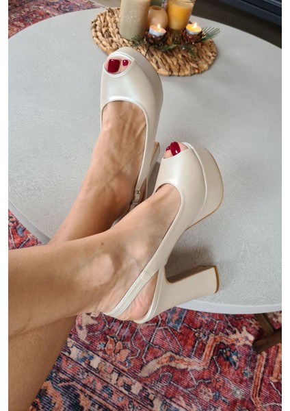 036 04154 Topukla Yüksek Topuklu Açık Platformlu Abiye Ayakkabı fırsatları