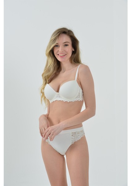 4352 Kadın Ekru Dantelli Süngerli Sütyen