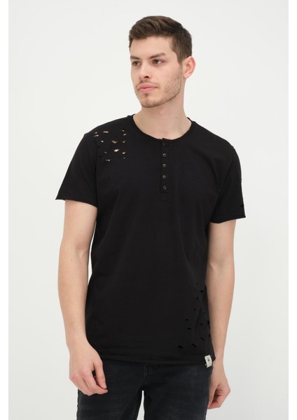 Erkek Düğmeli Yırtık Detaylı Kısa Kollu Basic T-Shirt