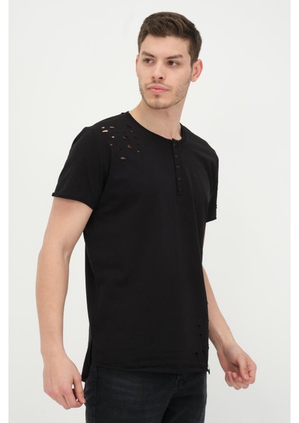 Erkek Düğmeli Yırtık Detaylı Kısa Kollu Basic T-Shirt