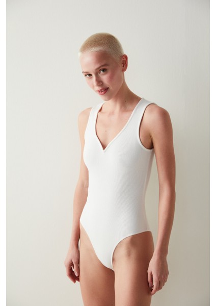 Tel Yaka Detaylı Bodysuit