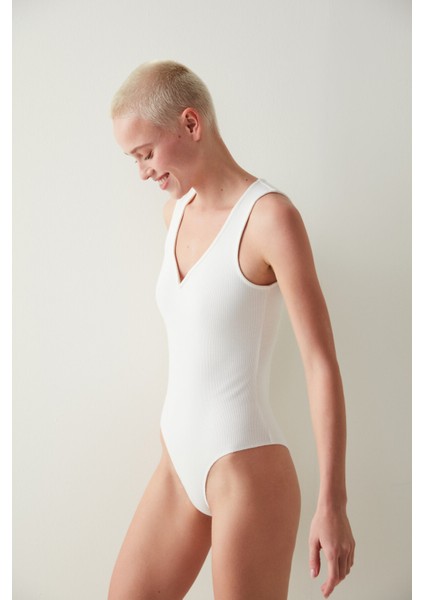 Tel Yaka Detaylı Bodysuit fiyatları