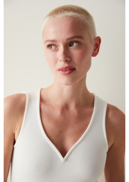 Tel Yaka Detaylı Bodysuit fırsatları