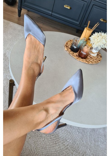 036 3110 Topukla Kadın Saten Stiletto Ayakkabı fırsatları