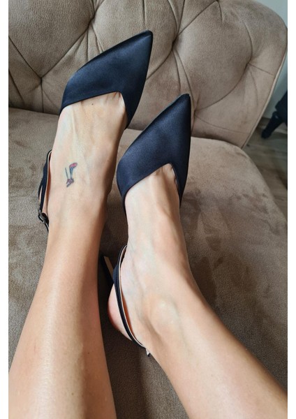 036 3110 Topukla Kadın Saten Stiletto Ayakkabı
