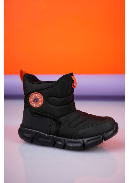 Cırtlı Siyah Çocuk Kar Botu