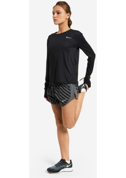 Dri-Fit Pacer Uzun Kollu Siyah Kadın Koşu Üstü modelleri