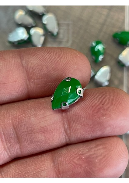 1 cm 2 mm Kristal Yaprak Yeşili Kasalı Dikme Damla Taş Boncuk (50 Adet)