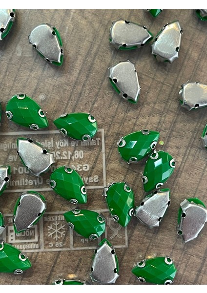 1 cm 2 mm Kristal Yaprak Yeşili Kasalı Dikme Damla Taş Boncuk (50 Adet) fiyatları