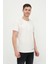 Erkek Düğmeli Yırtık Detaylı Kısa Kollu Basic T-Shirt 3