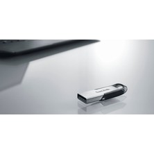 Sandisk USB 3.0 Flash Bellek Ultra Flair 16 GB