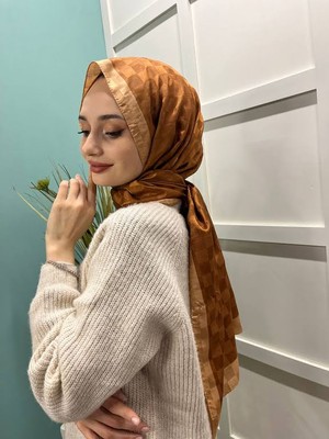 Hint Ipek Dama Desenli Monogram Şal 00707