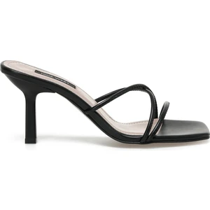 Nine West PARH 3FX Siyah Kadın Topuklu Terlik