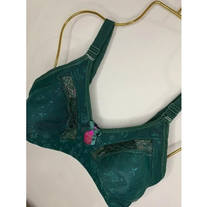 Kadın Dantel Detaylı Büyük Beden D Cup Toparlayıcı Rahat Sütyen