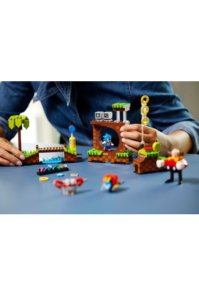 LEGO 21331 Ideas Sonic The Hedgehog™ – Yeşil Tepe Bölgesi