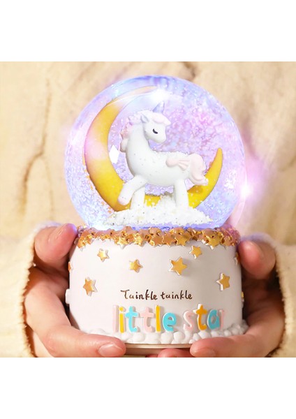 Unicorn Işıklı Müzikli Püskürtmeli Büyük Boy Kar Küresi modelleri