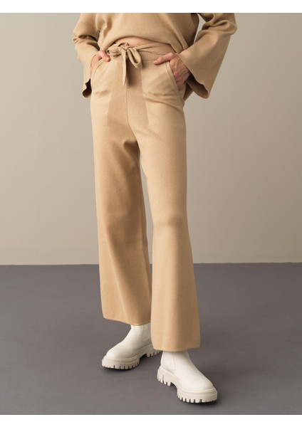 Kadın Bej Regular Fit Triko Pantolon fiyatları