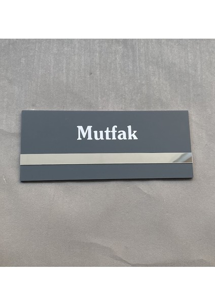 Soft Seri Minimal Pleksi Mutfak Kapı Isimliği