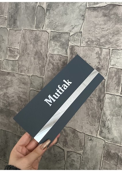 Soft Seri Minimal Pleksi Mutfak Kapı Isimliği
