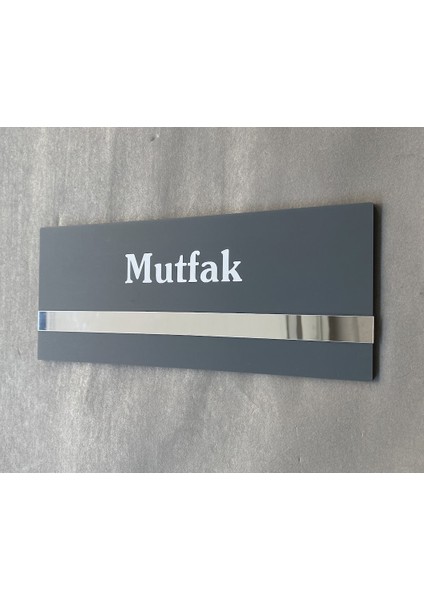 Soft Seri Minimal Pleksi Mutfak Kapı Isimliği