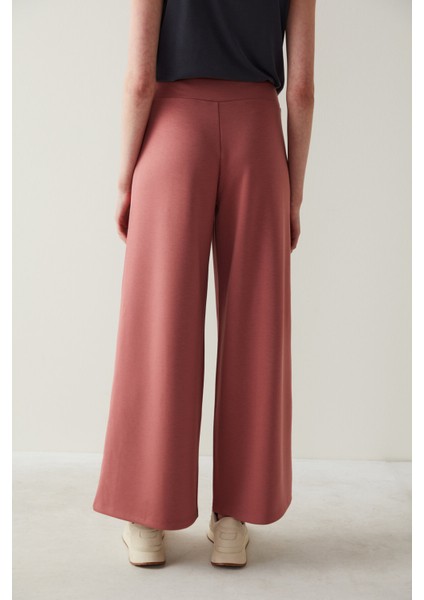 Geniş Paçalı Jogger Pantolon