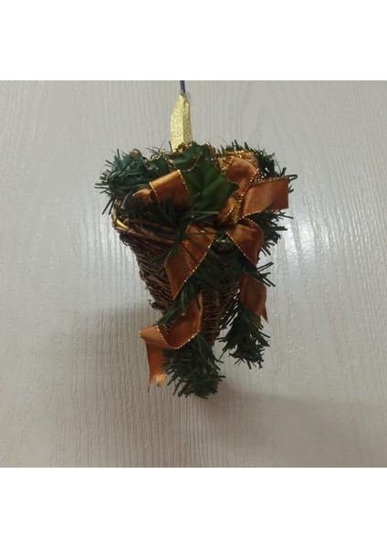 Süslü Masa Üzeri Hasır Yılbaşı Süsü Veya Yılbaşı Kapı Süsü16 x 13 cm fiyatları
