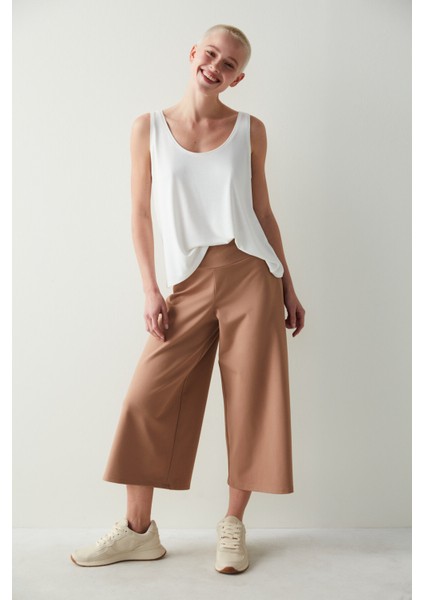 Kısa Flare Pantolon