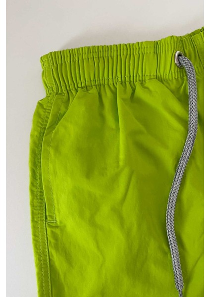 104 Fıstık Yeşili Erkek Çocuk Deniz Şortu fiyatları