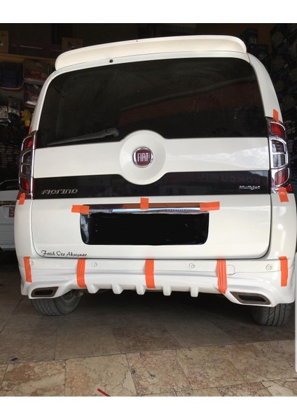 Fiat Fiorino x Difüzörlü Arka Karlık Boyalı