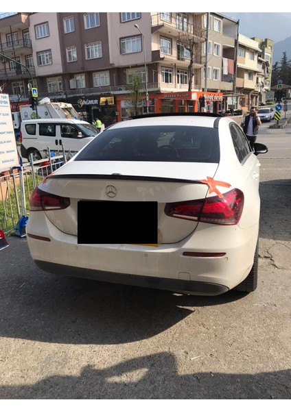 Mercedes A 180 Sd Boyalı Spoiler