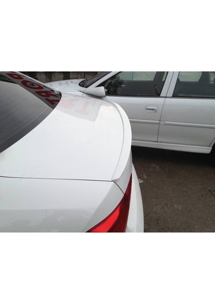 Volkswagen Passat B7 Spoiler Beyaz Boyalı (12-14) fiyatları