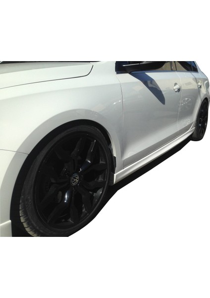 Volkswagen Jetta (2010-2017) R Model Yan Marşpiyel Seti (Plastik)