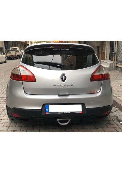 Renault Megane 3 Rs Egzoz Görünümlü Difüzör