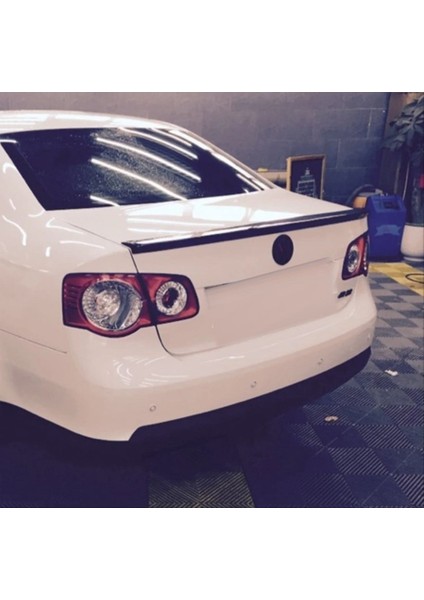 Jetta 2006-2012 Içın Spoiler - Piano Black