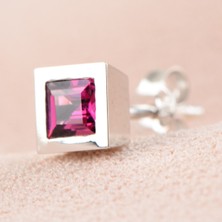 Sanal Kuyumculuk Rhodolite Küpe 14K