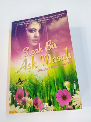 Sonsuz Kitap Sıcak Bir Aşk Masalı
