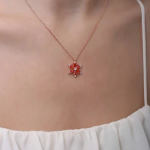Zanaat Silver Gümüş Zincirli Garnet Taşli Rose Kaplama Lotus Kamelya Çiçeği Kolye