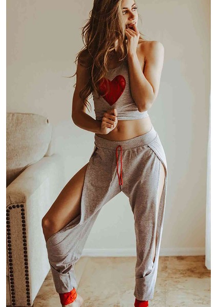 Özel Tasarım Dantel Kalp Tasarımlı Pijama Takım Gri